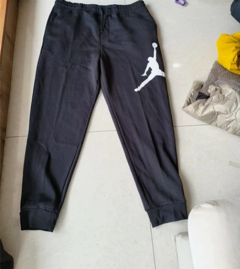 耐克加绒大码裤子，xxxl，瑕疵微小如图，...