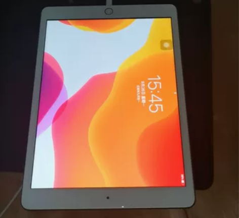 ?iPad第七代，128G内存，剩下自己看...