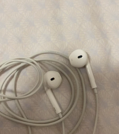 sony耳机一副，带两根线 值得拥有经典 ...