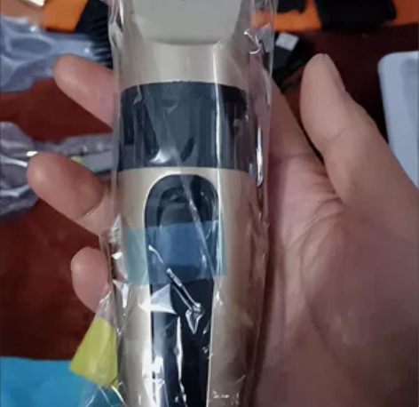 出几个高端理发器，理发剪，电推剪，闲置全新...