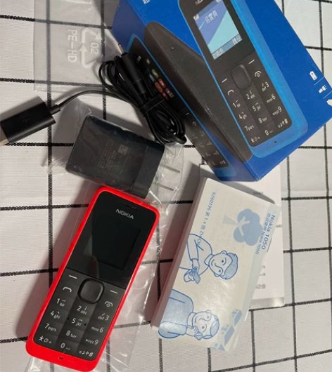 出一台全新诺基亚手机1050 全新未使用超...