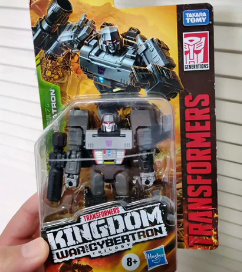 3C正品/孩之宝变形金刚王国核心级威震天！...