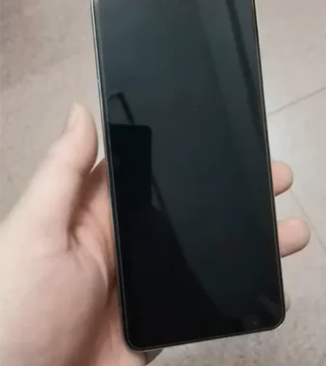 ?华为mate50    8+512自用，...