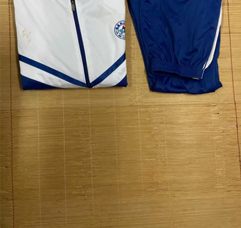 新年穿新衣?? 170新款金光绒西山校服一...