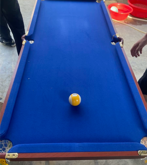 台球桌摆摊用的 可以联系我看看 长一米四
