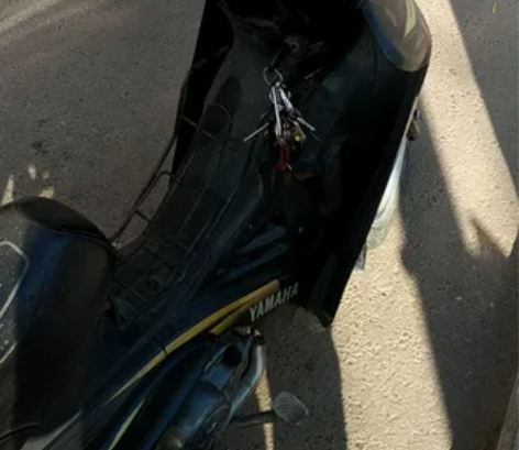 雅马哈110弯梁摩托车，正常使用，全部原装...