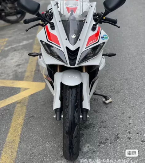 未上牌 微瑕。 资料都在。 10...