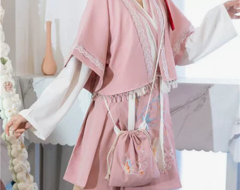 非大爱不换，9新， 具体价格请问噢，，不一...