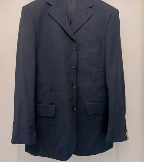 啄木鸟男士西装，大妈妈家去年服装店不做了，...