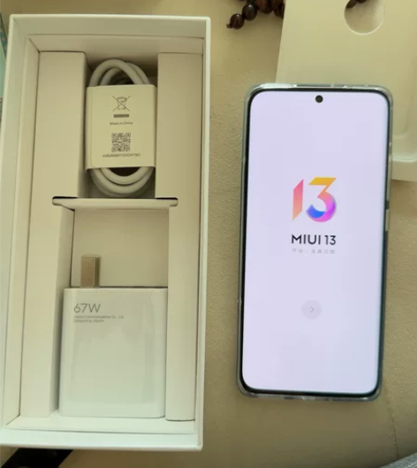 小米12S全新开机未使用 8128 不是全...