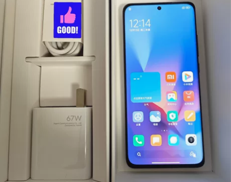 小米12s 12s黑色8+256，22年1...