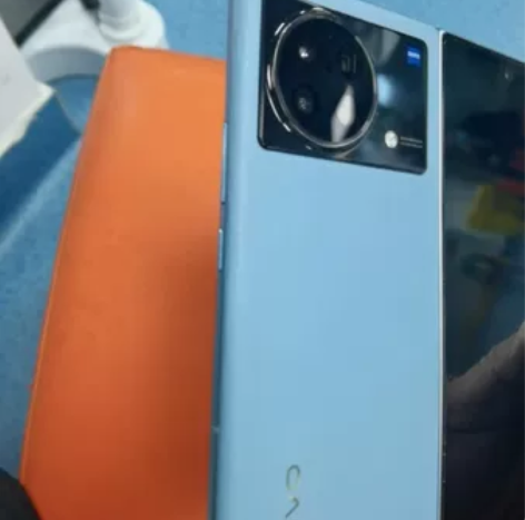 vivo X Fold折叠屏手机 运存12...