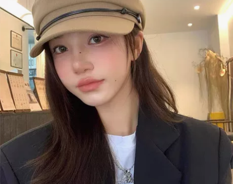 日系复古百搭八角帽女秋冬休闲皮绳装饰平顶报...