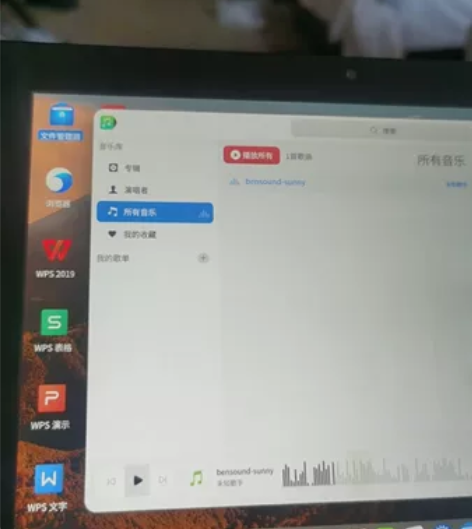 纯闲置10.1寸平板，99新成色，到手一周...