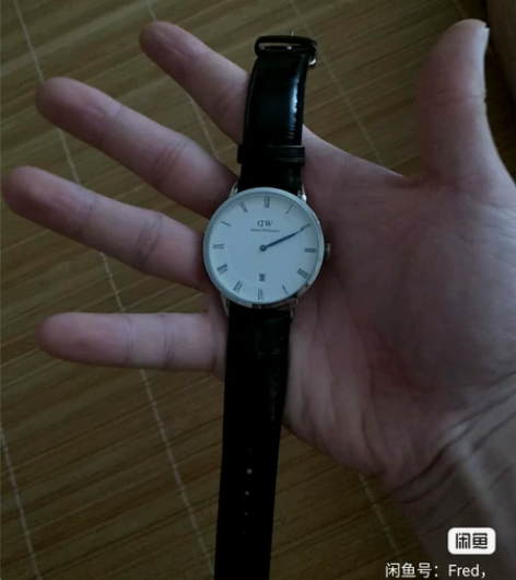DW手表，正品，官网980购买， 不怎么带...
