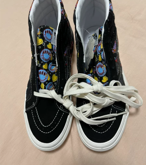 Vans板鞋，休闲鞋，全新正品39码无鞋盒...