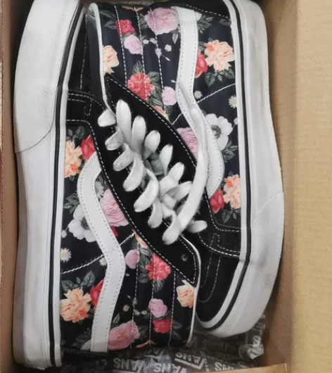 Vans花卉38码 感兴趣的话点“我想要”...