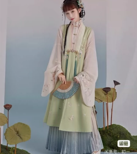 七月夕 青萝 原创早秋新款改良风琴褶比甲立...