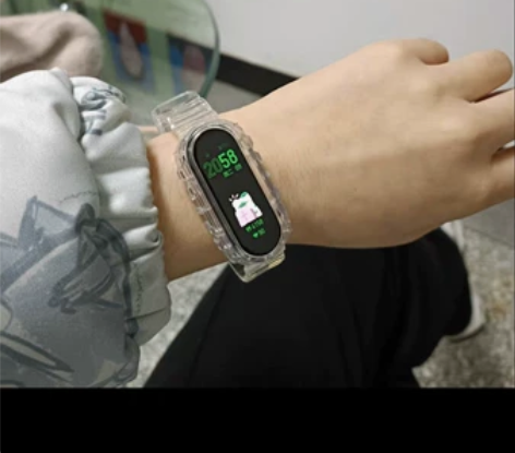 小米手环6 彩屏的有nfc功能，回家使用门...