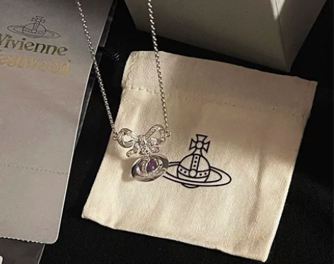 Vivienne Westwood限定蝴蝶...