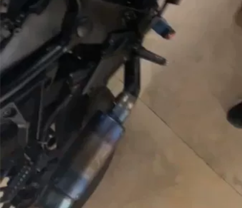 自骑改装复古大玩具双缸350CC 发动机暴...