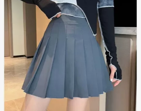 九成新灰色百褶裙，侧拉链带安全裤，抗皱西装...