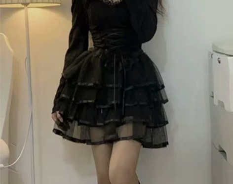 暗黑性感辣妹吊带连衣裙设计感绑带收腰显瘦蛋...