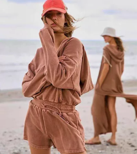 free people 连体裤 感兴趣的话...