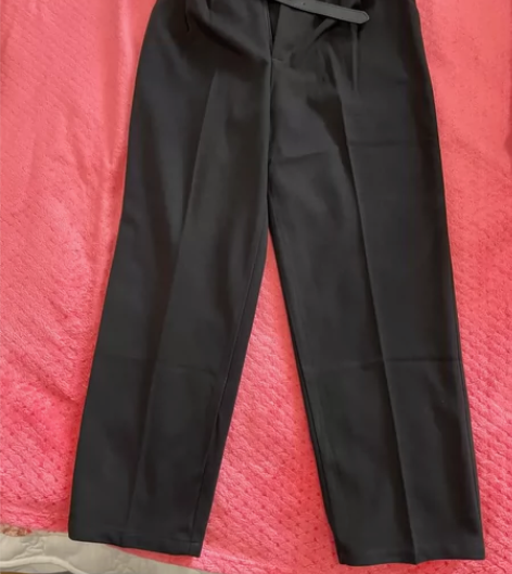 小直筒休闲裤，冬天款。尺码L，120斤以内...