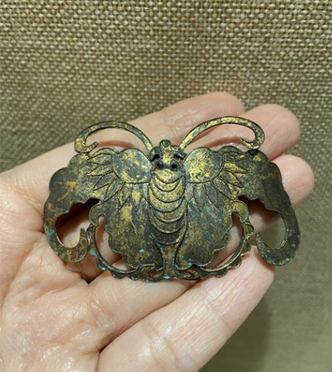 清代鎏金蝴蝶一只 ，你若芬芳 蝴蝶自来，这...