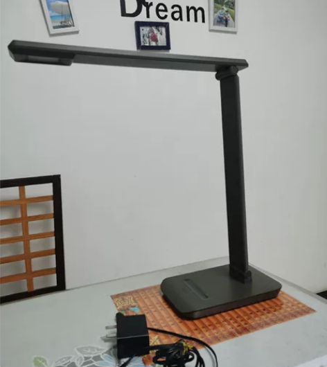 飞利浦护眼灯,四档调节 8成新 40 感兴...