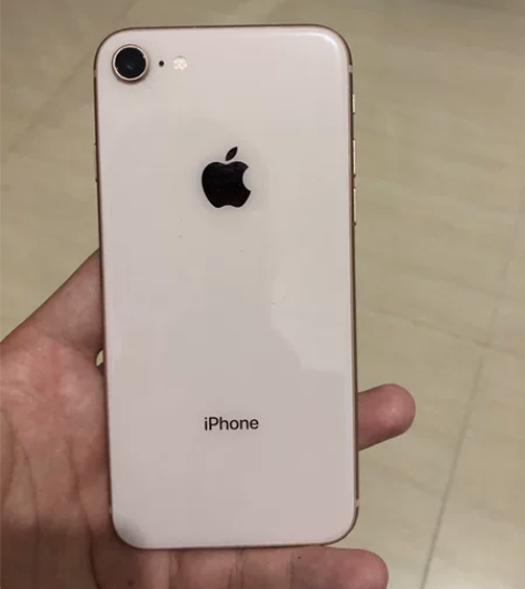 苹果8换过电池home偶尔会失灵可以自己换...