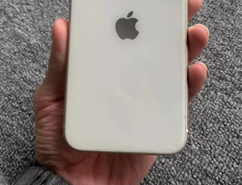 苹果11国行 128g刚换了新电池其他全原装