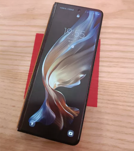 三星w2022 非fold3改装 平时没有...