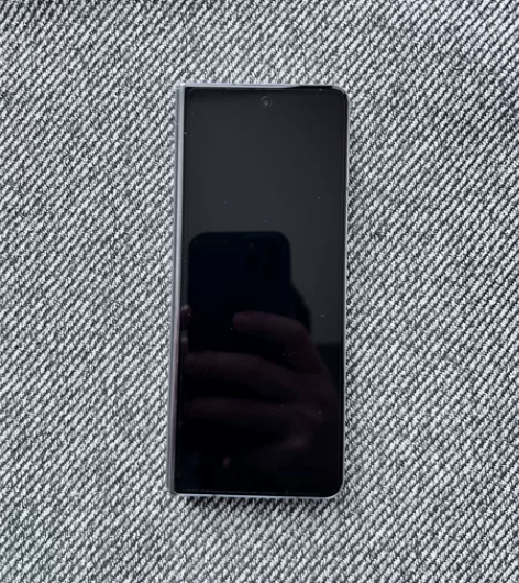 三星fold4，有碎屏险，空山绿，12+5...