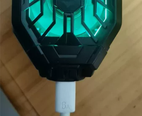 黑鲨散热背夹2pro，买回来没用几次，一直...
