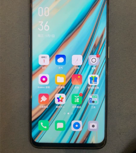 OPPO A9，成色几乎全新，配置4+12...