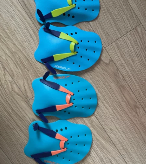 speedo 专业手蹼成人训练游泳手蹼 潜...