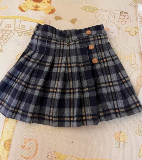 女童JK群秋冬款穿了一次 感兴趣的话点“我...