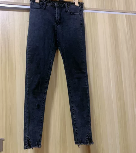 个人闲置牛仔裤，27码，裤长88厘米，几乎...