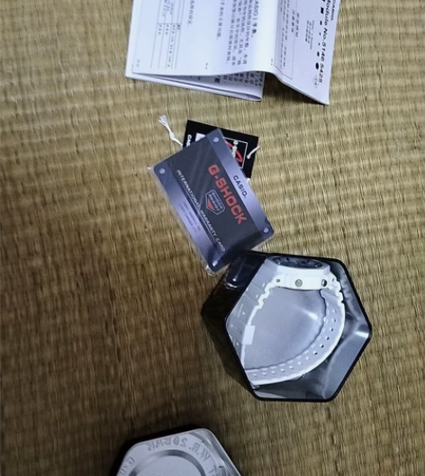 一个手表便宜卖全新，正版卡西欧 感兴趣的话...