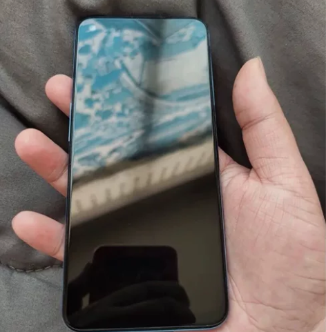 真我Q3i 感兴趣的话点“我想要”和我私聊...