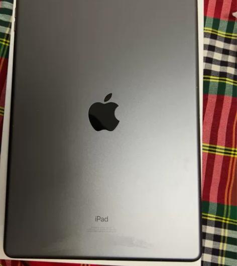 苹果2020款8代ipad128g内存 感...