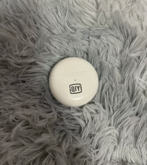 爱奇艺耳机 全新无暇