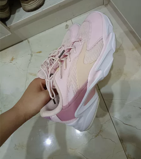 安踏老爹鞋，39码，可穿40脚丫，鞋垫找不...