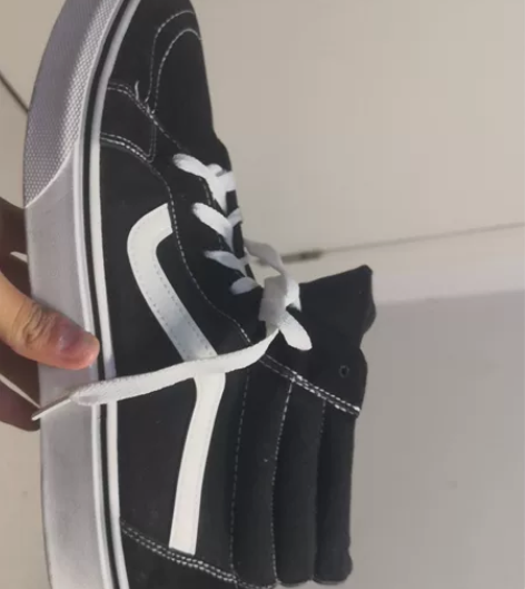 全新经典款高帮万斯vans板鞋，闲置赔钱出...