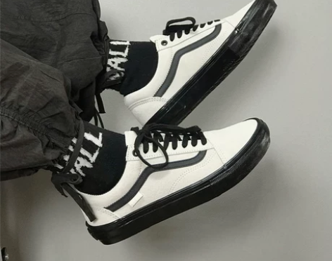 越墙VANS范斯男女鞋OLD SKOOL黑...