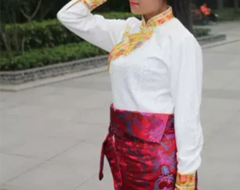 西藏新款汉服袍藏式白中厚暗绣新面料蕾丝女式...