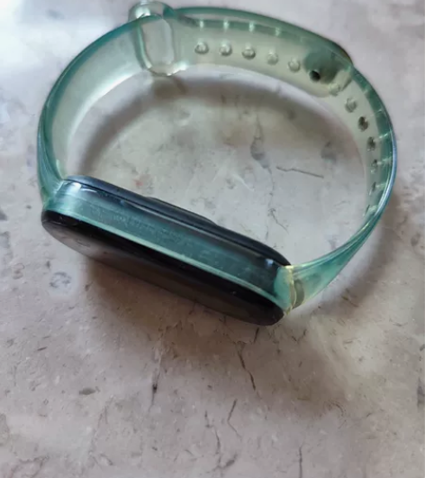 小米手环6  便宜出了，6代使用过半年10...