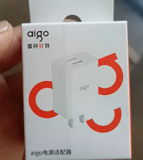 aigo手机充电头，2.1A 双usb插口...